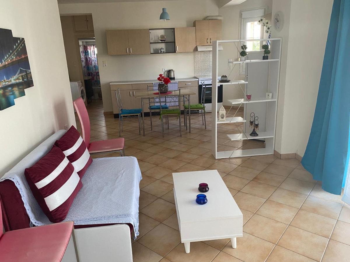 Kelesi Apartments Nea Kallikrateia Buitenkant foto